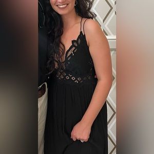 Long FP ONE black bohemian dress. Adjustable steps, Im 5’5 and it goes to floor